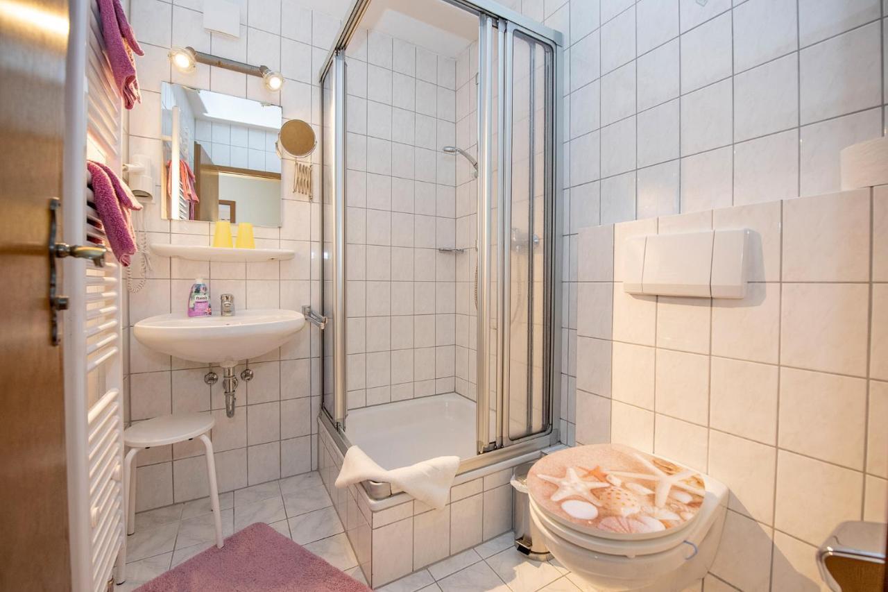 Am Matthiasturm Apartment *