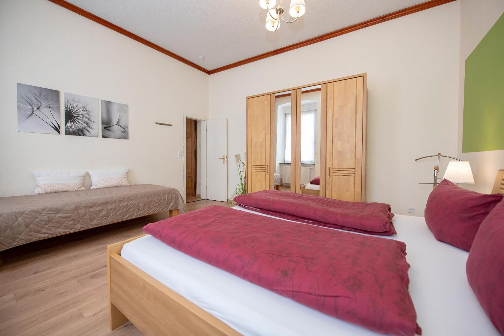 Am Matthiasturm Apartment Neef